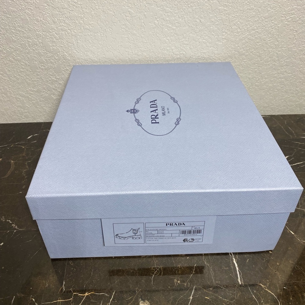 Prada monolith brushed leather chelsea boots - Picture 3 of 13